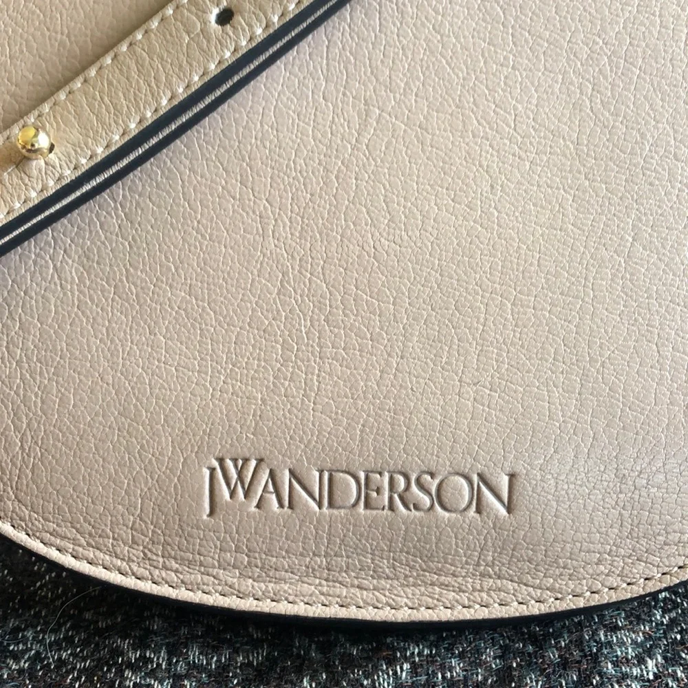 JW Anderson Ash Taupe Latch Crossbody Bag NWT - Picture 7 of 8